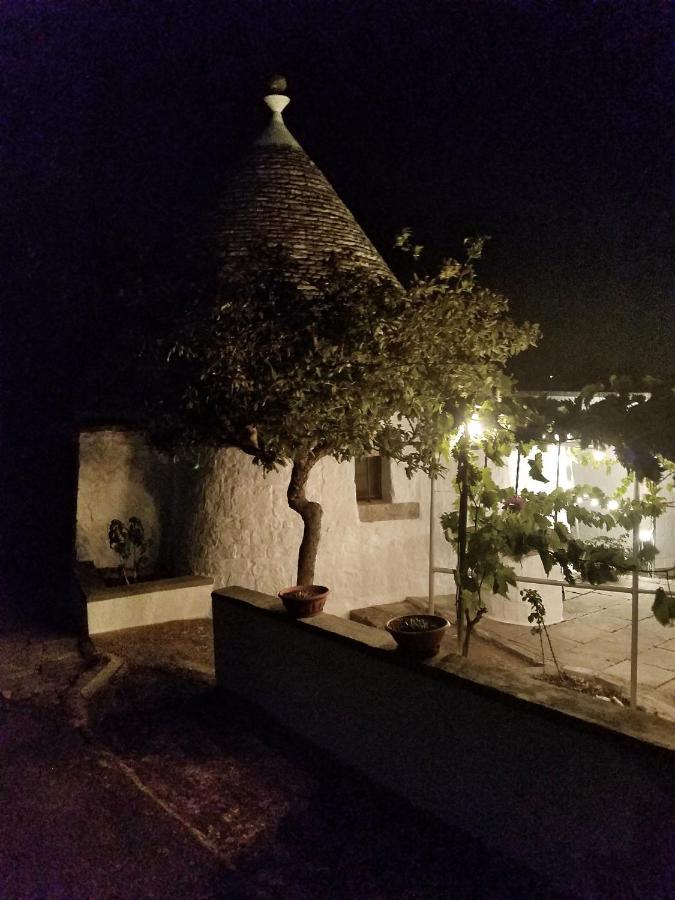 Antico Trullo Immerso Nella Campagna อัลเบโรเบลโล ภายนอก รูปภาพ